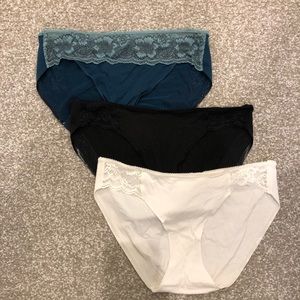 Soma Vanishing Edge bikini bundle